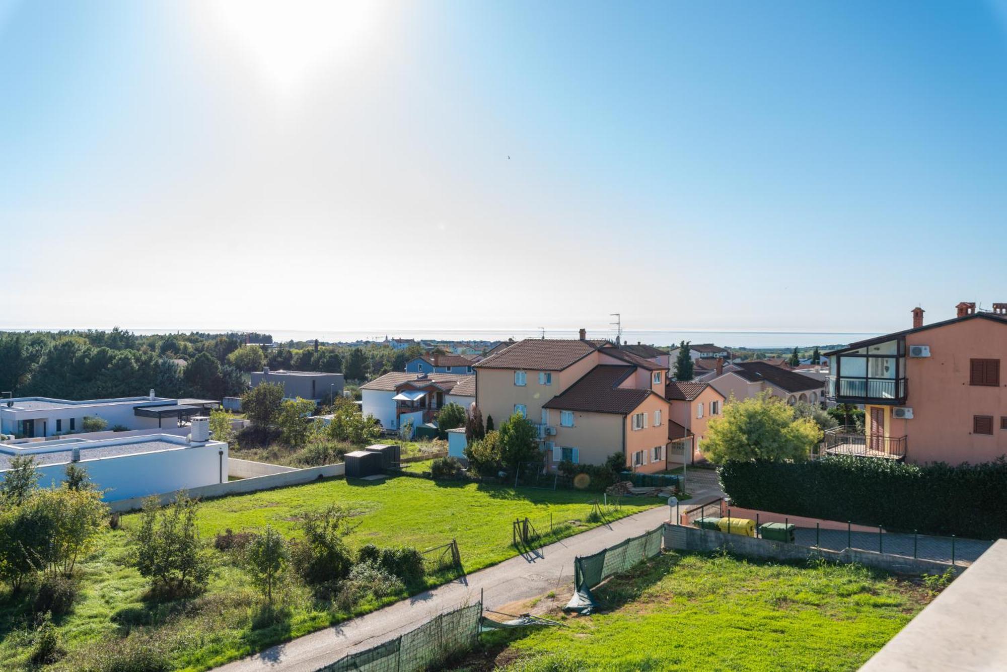 Apartment Lunne Новиград Екстериор снимка